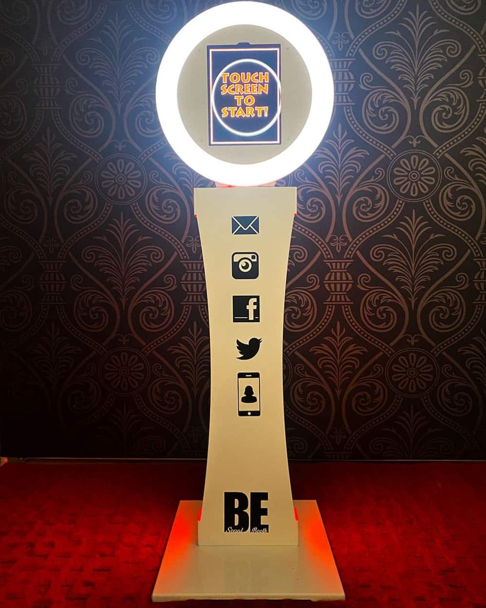 Selfie Station Photo Booth Rental Las Vegas